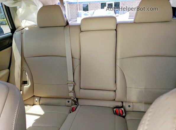 4S4BSANCXG3273639 2016 SUBARU OUTBACK Gold Հետևի նստատեղերի տեսք