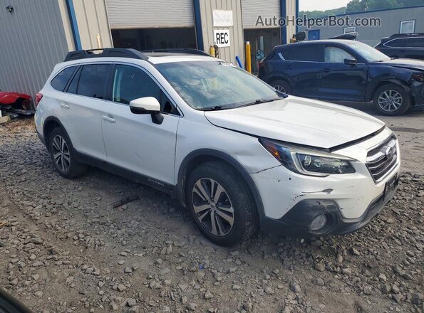 4S4BSANCXJ3366393 2018 SUBARU OUTBACK Белый Передняя правая четверть