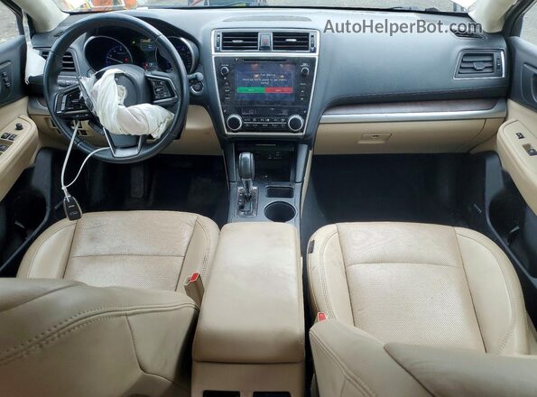 4S4BSANCXK3316711 2019 SUBARU OUTBACK Gold Vista del salpicadero