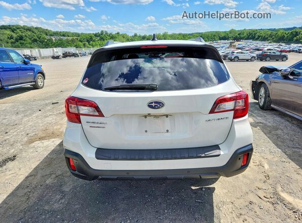 4S4BSATC2K3396573 2019 SUBARU OUTBACK White Հետևի տեսք