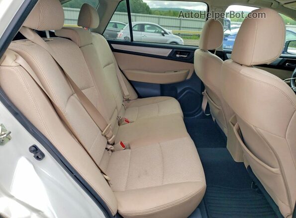 4S4BSBDC0G3359775 2016 SUBARU OUTBACK White Вид задньої частини салону