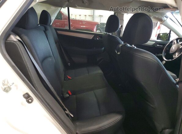 4S4BSBFC5G3237846 2016 SUBARU OUTBACK Белый Вид задней части салона
