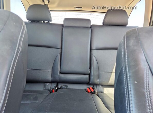 4S4BSENC1J3343107 2018 SUBARU OUTBACK Gray Widok tylnych siedzeń