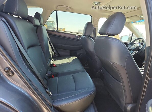 4S4BSENC1J3343107 2018 SUBARU OUTBACK Gray Widok wnętrza z tyłu