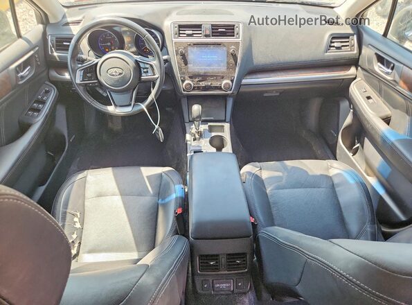 4S4BSENC1J3343107 2018 SUBARU OUTBACK Gray Widok deski rozdzielczej