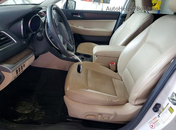4S4BSENC2G3292015 2016 SUBARU OUTBACK Белый Вид салона спереди