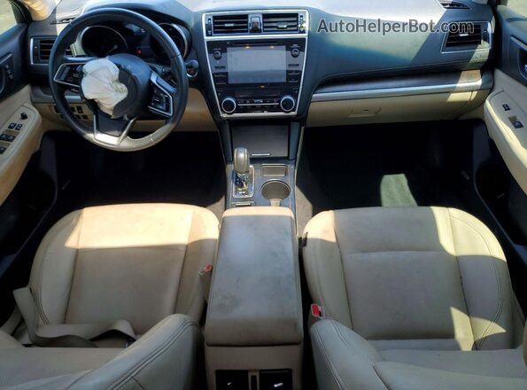 4S4BSENC2J3218312 2018 SUBARU OUTBACK Silver Առջևի վահանակի տեսք