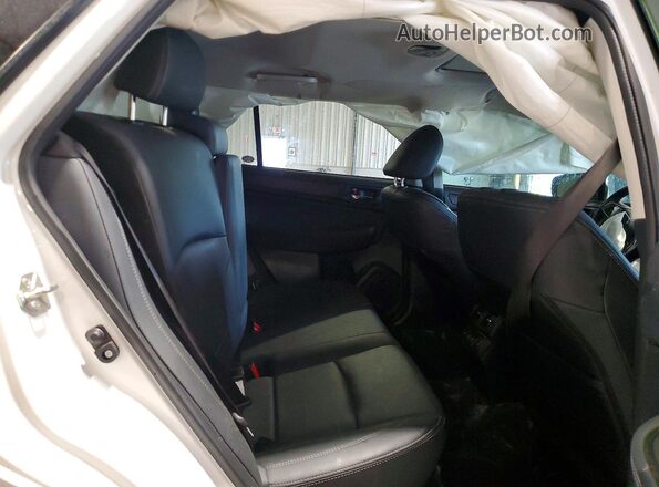 4S4BSENC2K3256429 2019 SUBARU OUTBACK White უკანა სალონის ხედი