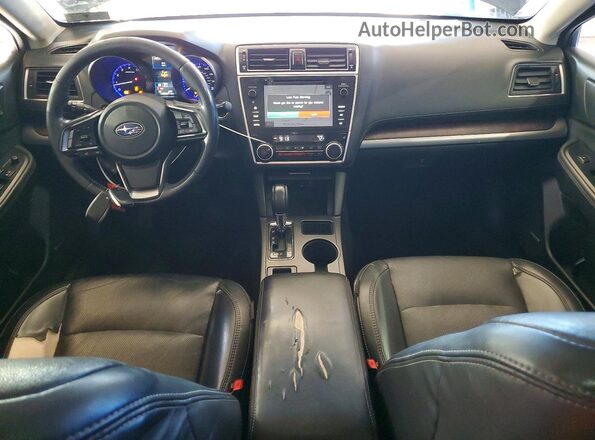 4S4BSENC2K3300395 2019 SUBARU OUTBACK Blue Vista del salpicadero