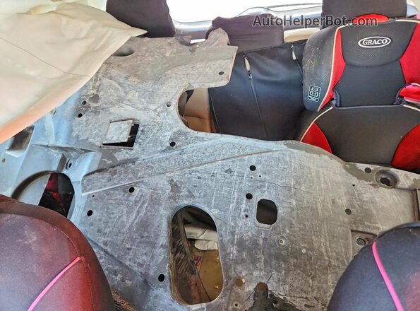 4S4BSENC5H3279177 2017 SUBARU OUTBACK Серебряный Вид задних сидений