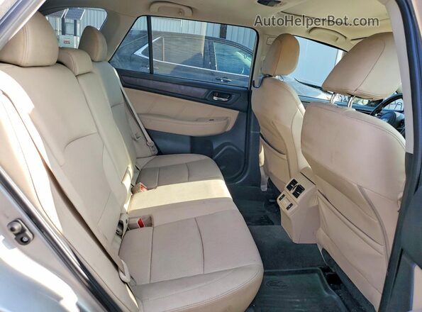 4S4BSENC5J3355406 2018 SUBARU OUTBACK Gold უკანა სავარძლების ხედი