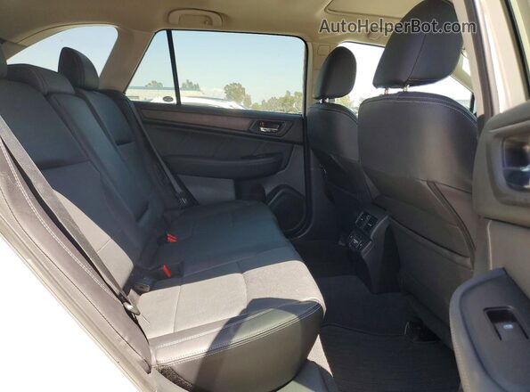 4S4BSENC6J3264502 2018 SUBARU OUTBACK White Vista interior trasera
