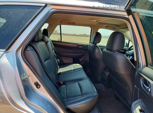 4S4BSENC8H3223086 2017 SUBARU OUTBACK Серебряный Вид задней части салона