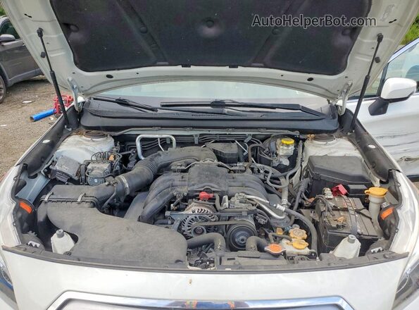 4S4BSENC8H3441092 2017 SUBARU OUTBACK White Vista del compartimento del motor