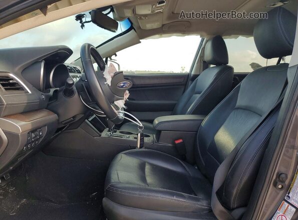 4S4BSENC9J3250447 2018 SUBARU OUTBACK Серый Вид салона спереди