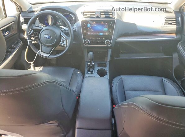 4S4BSENC9K3317730 2019 SUBARU OUTBACK Silver Vista del salpicadero
