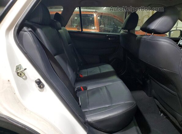 4S4BSENCXG3267251 2016 SUBARU OUTBACK White Սալոնի հետևի տեսք