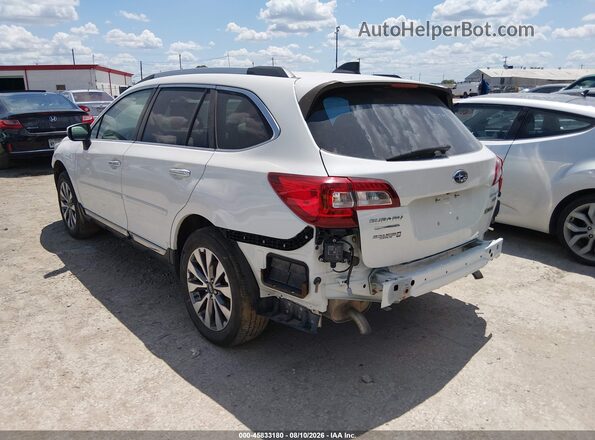4S4BSETC5J3214144 2018 SUBARU OUTBACK White Rear left