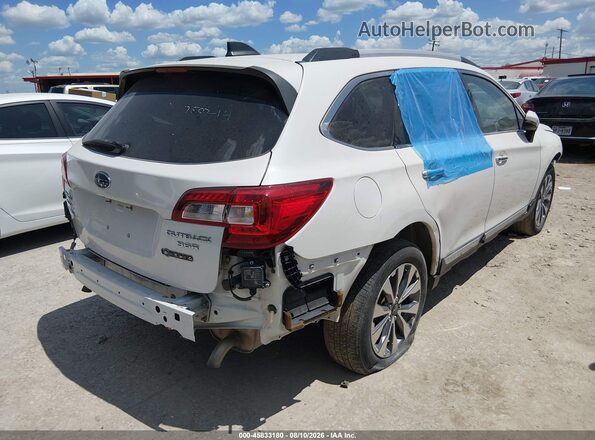 4S4BSETC5J3214144 2018 SUBARU OUTBACK White Rear right