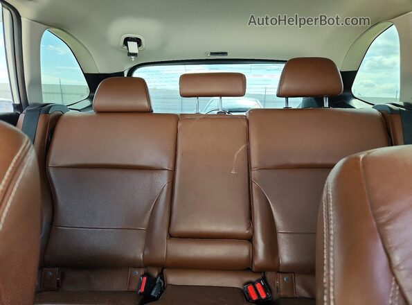 4S4BSETC5J3231283 2018 SUBARU OUTBACK White უკანა სავარძლების ხედი