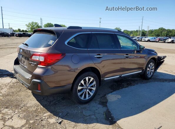 4S4BSETC7K3280776 2019 SUBARU OUTBACK Коричневый Задняя правая четверть