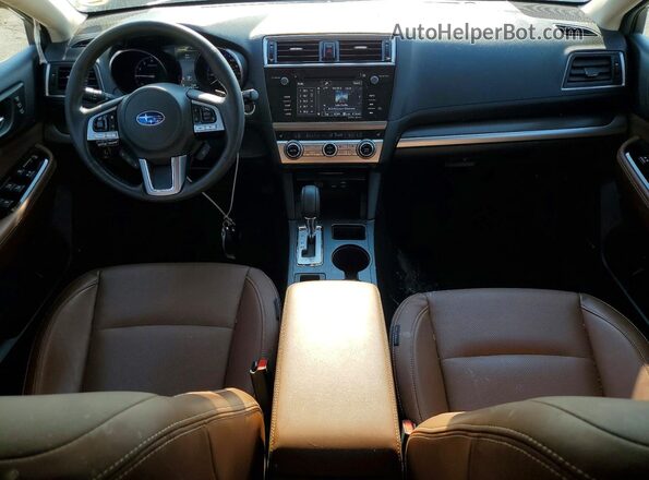 4S4BSETC8H3347653 2017 SUBARU OUTBACK White Dashboard view