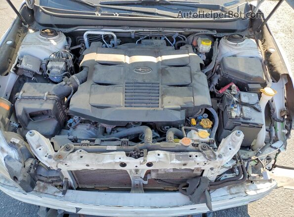 4S4BSETC8H3351251 2017 SUBARU OUTBACK White Engine compartment view