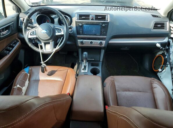 4S4BSETC8H3388882 2017 SUBARU OUTBACK White Вид панелі приладів
