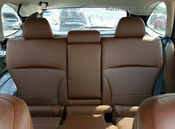 4S4BSETC8H3388882 2017 SUBARU OUTBACK White Вид задніх сидінь