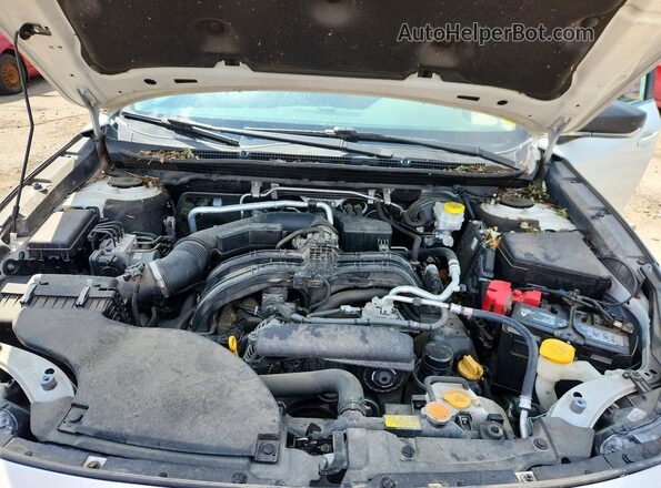 4S4BTAAC4L3175736 2020 SUBARU OUTBACK White Вид задньої частини салону