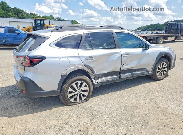 4S4BTACC2R3103925 2024 SUBARU OUTBACK Серебряный Задняя правая четверть