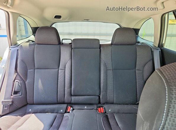 4S4BTACC3L3240458 2020 SUBARU OUTBACK Silver Rear seats view