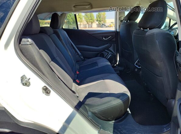 4S4BTACC3P3154802 2023 SUBARU OUTBACK White Vista interior trasera