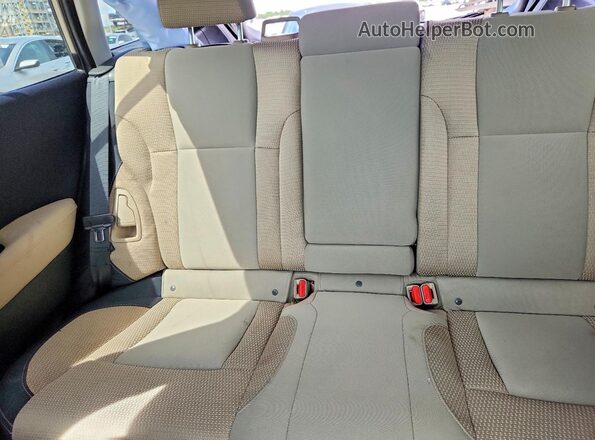 4S4BTACC5L3116501 2020 SUBARU OUTBACK Tan Widok tylnych siedzeń