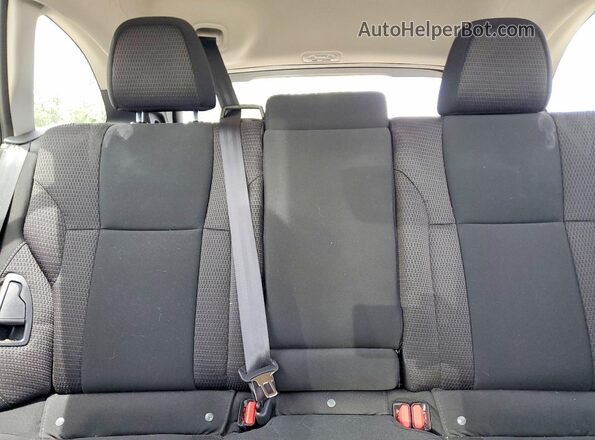 4S4BTADC1S3169015 2025 SUBARU OUTBACK Green Հետևի նստատեղերի տեսք