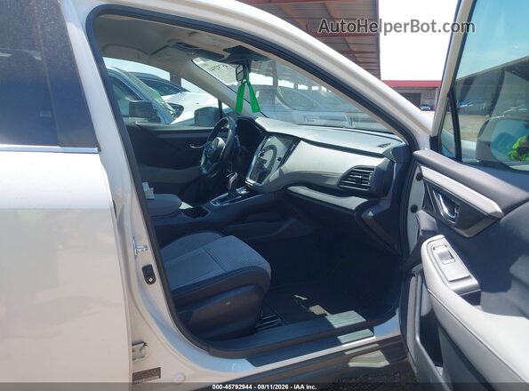 4S4BTADC4P3213113 2023 SUBARU OUTBACK White Front interior view