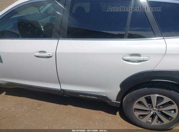 4S4BTADC4P3213113 2023 SUBARU OUTBACK White 360 interior view