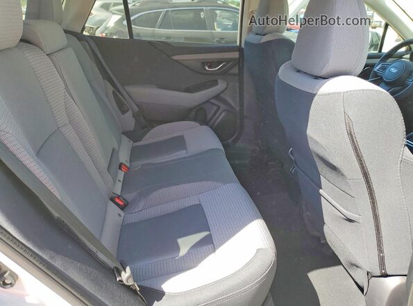 4S4BTADC4S3306545 2025 SUBARU OUTBACK White Вид задньої частини салону