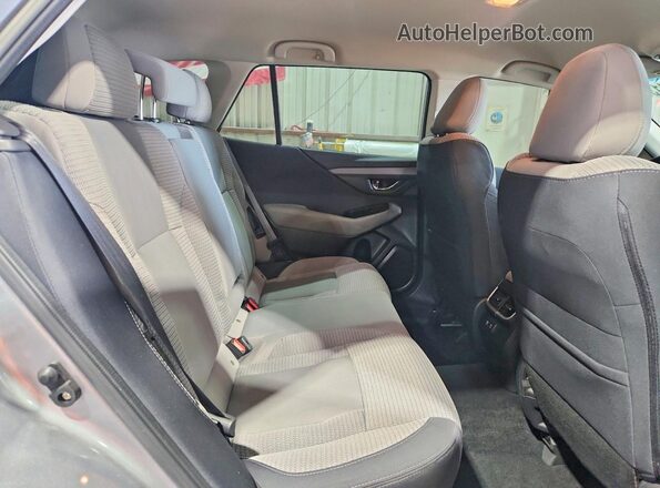 4S4BTADC7N3164132 2022 SUBARU OUTBACK Silver Вид задньої частини салону