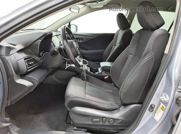 4S4BTADC7P3176591 2023 SUBARU OUTBACK Серебряный Вид салона спереди