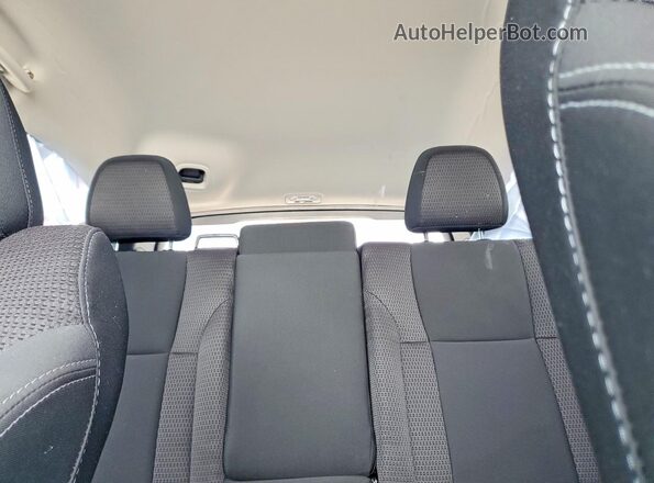 4S4BTADC7R3231818 2024 SUBARU OUTBACK White Vista de los asientos traseros
