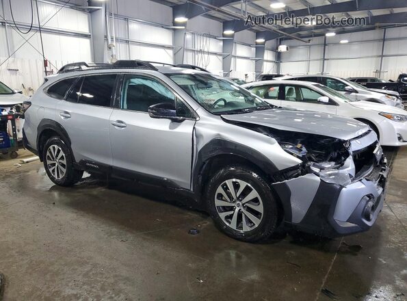 4S4BTADC7S3165065 2025 SUBARU OUTBACK Silver Delantero derecho