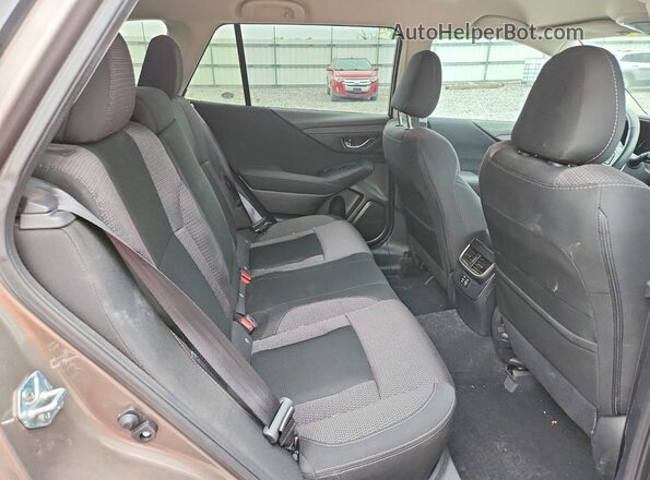 4S4BTADC9R3300511 2024 SUBARU OUTBACK Tan Widok wnętrza z tyłu
