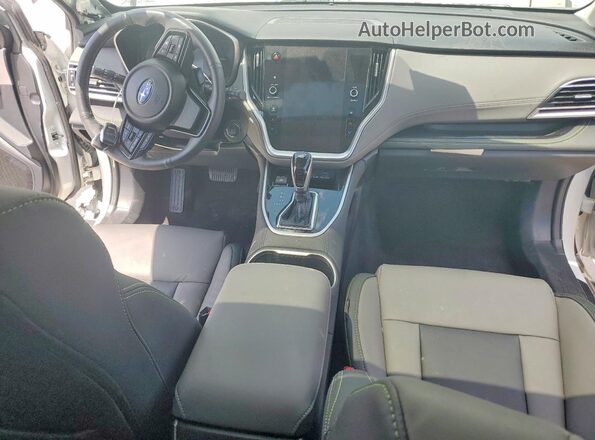 4S4BTALC1S3134847 2025 SUBARU OUTBACK Белый Вид панели приборов