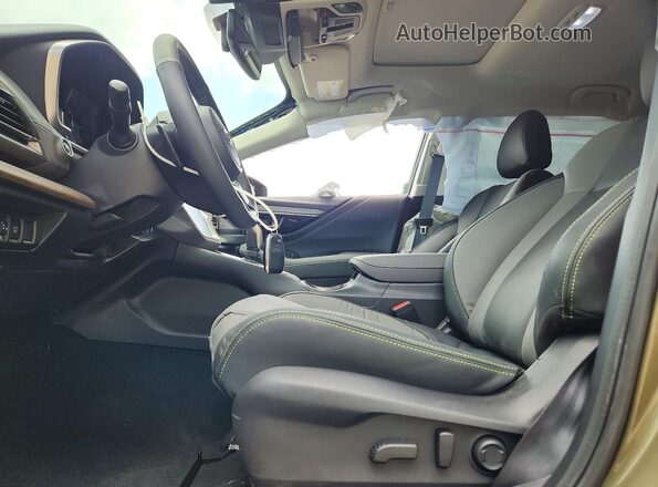 4S4BTALC1S3332263 2025 SUBARU OUTBACK Green Vista interior delantera