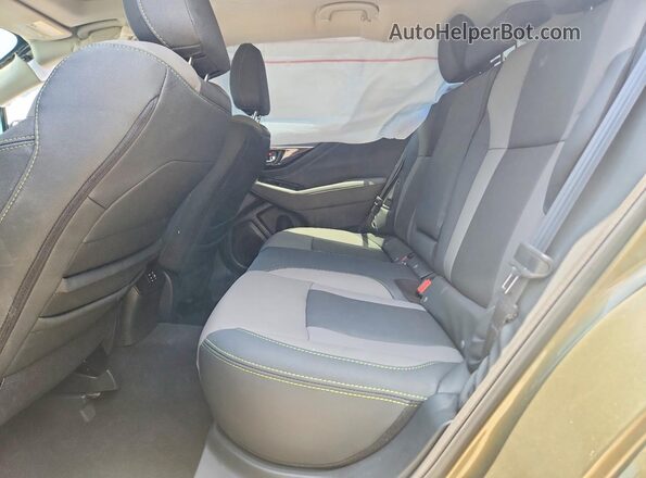 4S4BTALC1S3332263 2025 SUBARU OUTBACK Green Vista interior trasera
