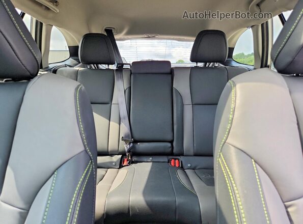 4S4BTALC6R3296063 2024 SUBARU OUTBACK Silver Вид задніх сидінь