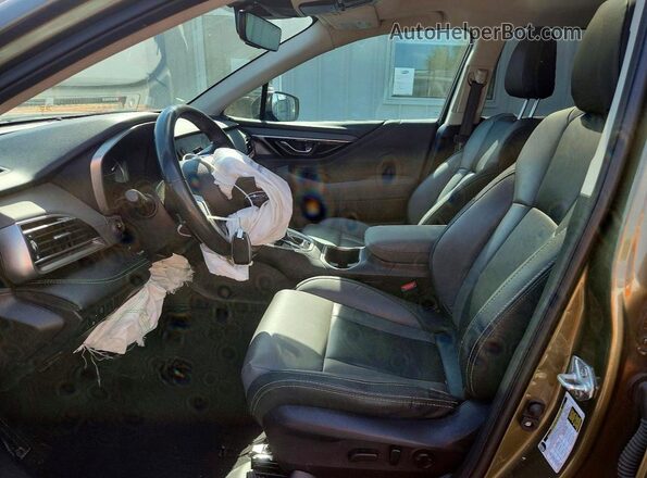 4S4BTALCXP3207981 2023 SUBARU OUTBACK Green Front interior view