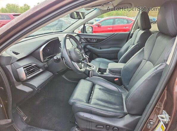4S4BTAMC9M3127808 2021 SUBARU OUTBACK Коричневый Вид салона спереди