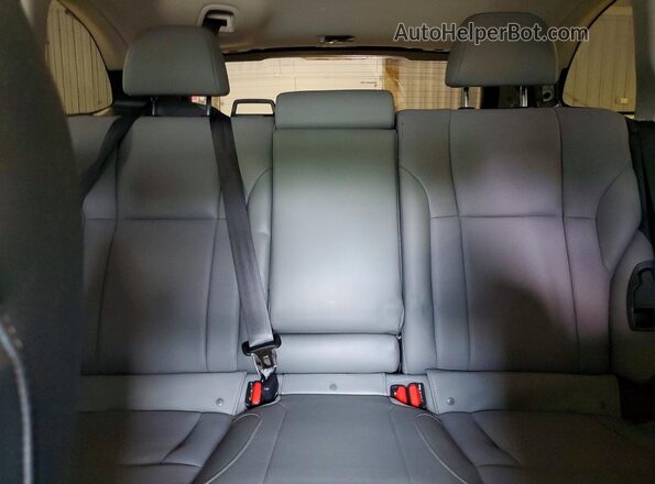 4S4BTANC2N3132865 2022 SUBARU OUTBACK Silver Вид задніх сидінь